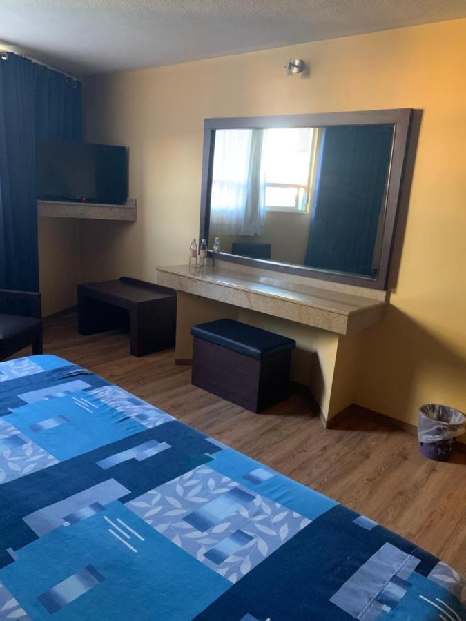 Hotel Emperador De Queretaro Casa Blanca La Corregidora 외부 사진